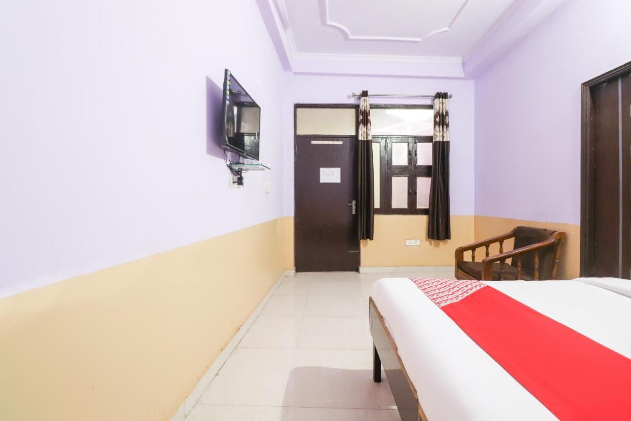Hotel O Sunrise Inn Indirapuram Exteriör bild