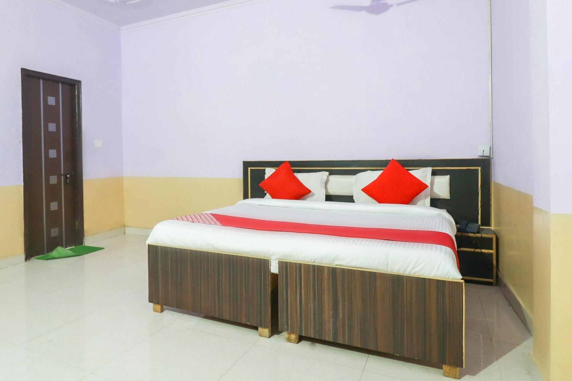 Hotel O Sunrise Inn Indirapuram Exteriör bild